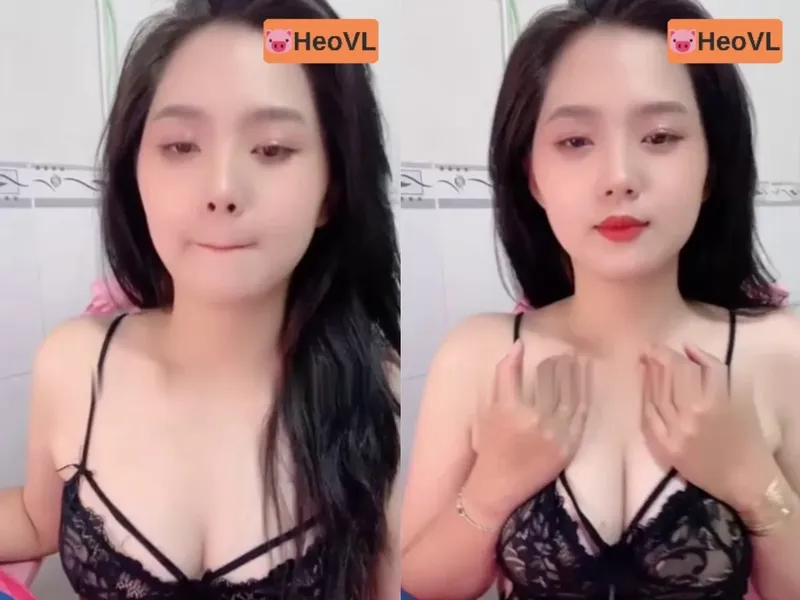 Nhân tình răng khểnh khoe củ khoải tròn trắng